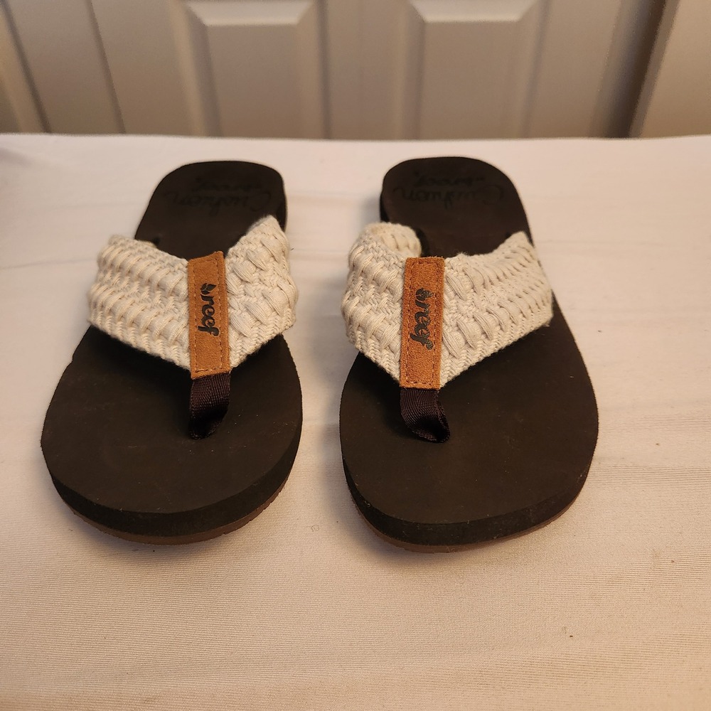 New Reef Cushion Court Flip Flops Women Cream Woven Strap Sandals Size 5